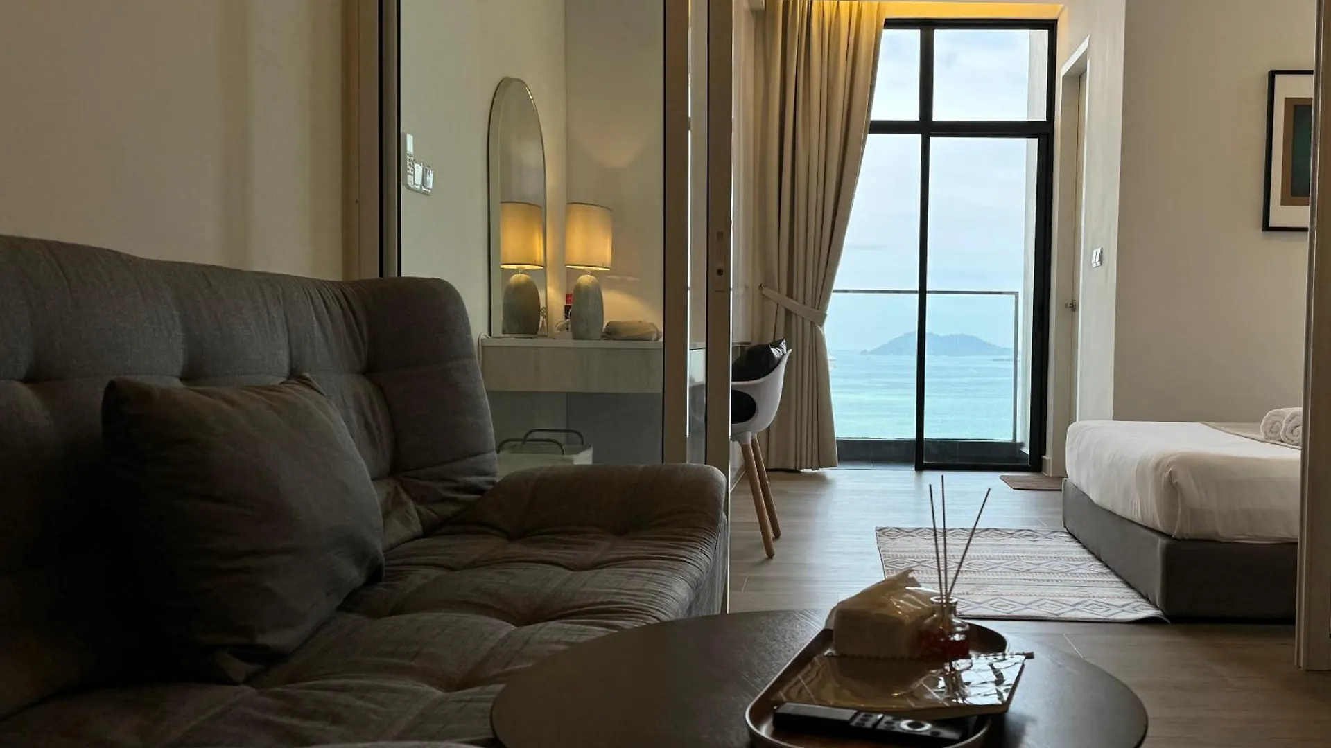 Apartment The Shore Cbd Kota Kinabalu By Laxzone Suite Malaysia