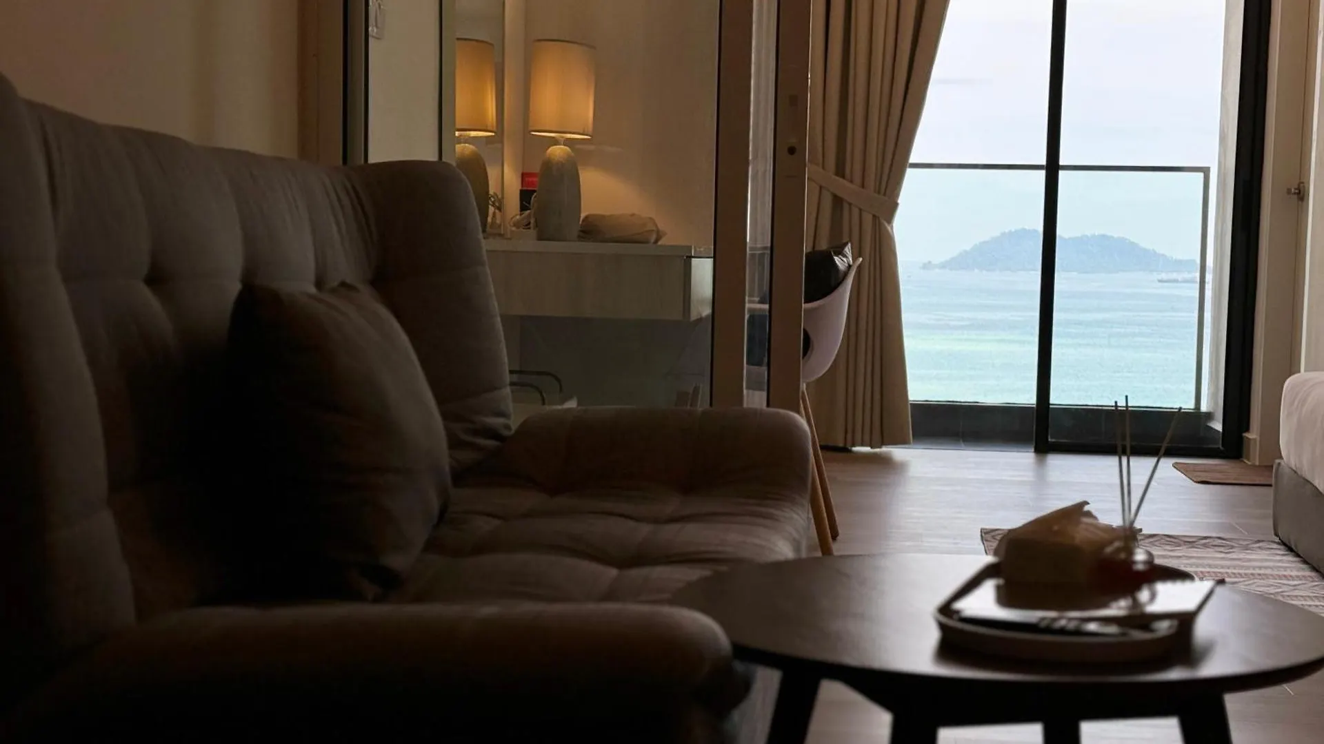 The Shore Cbd Kota Kinabalu By Laxzone Suite Malaysia