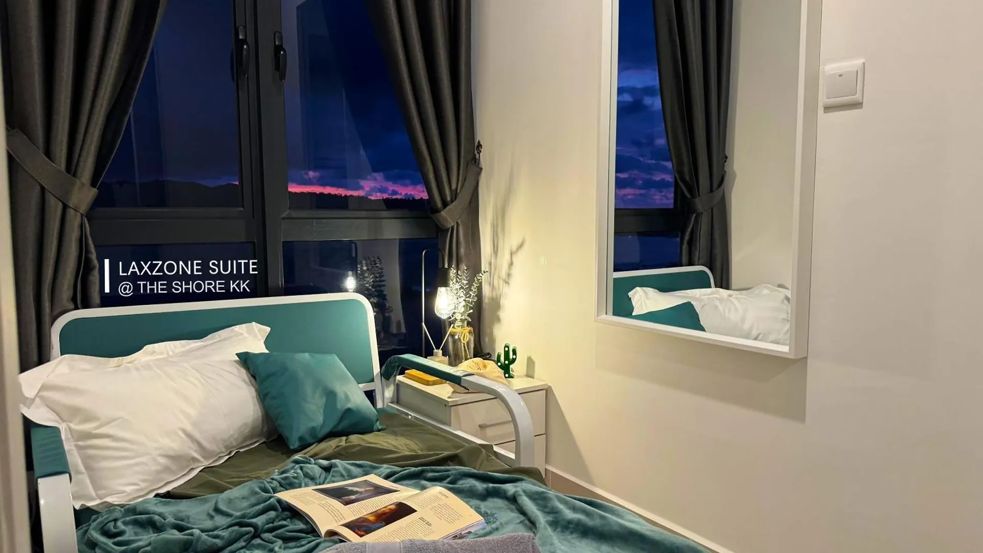 Apartment The Shore Cbd Kota Kinabalu By Laxzone Suite