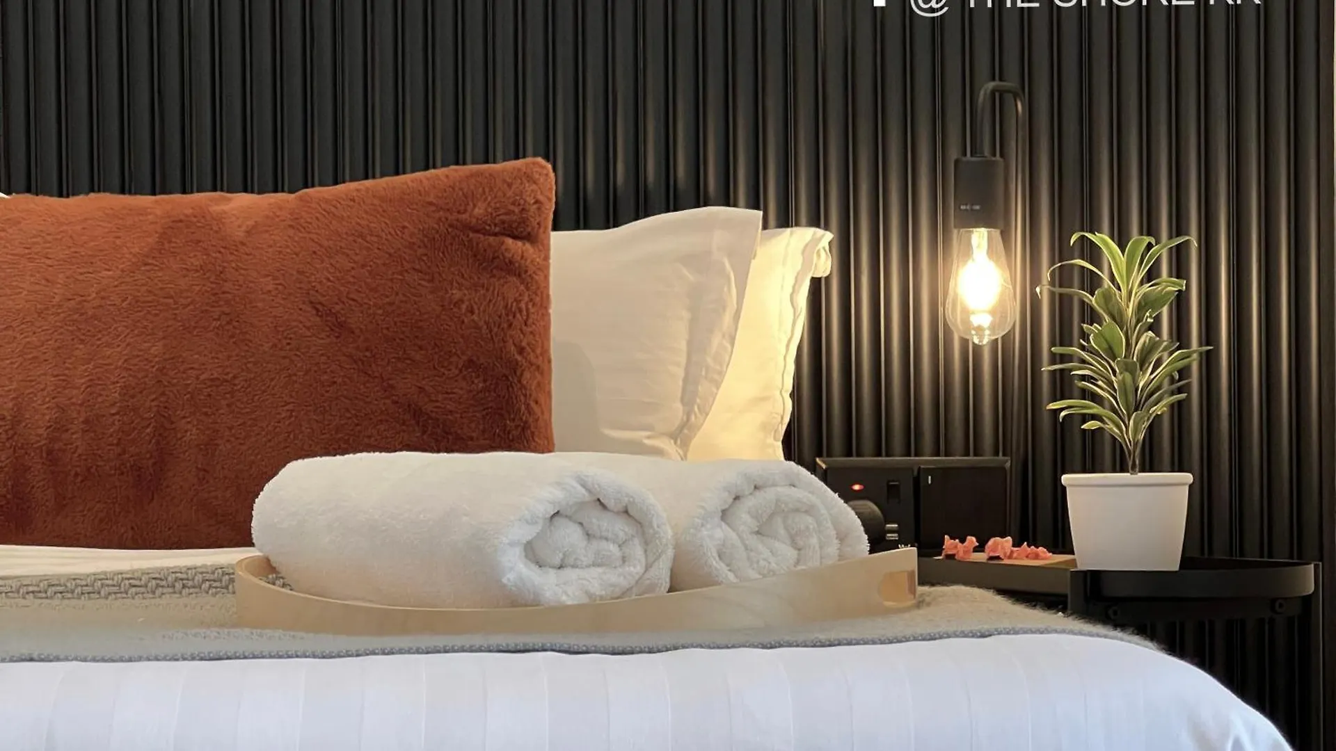 The Shore Cbd Kota Kinabalu By Laxzone Suite 0*,