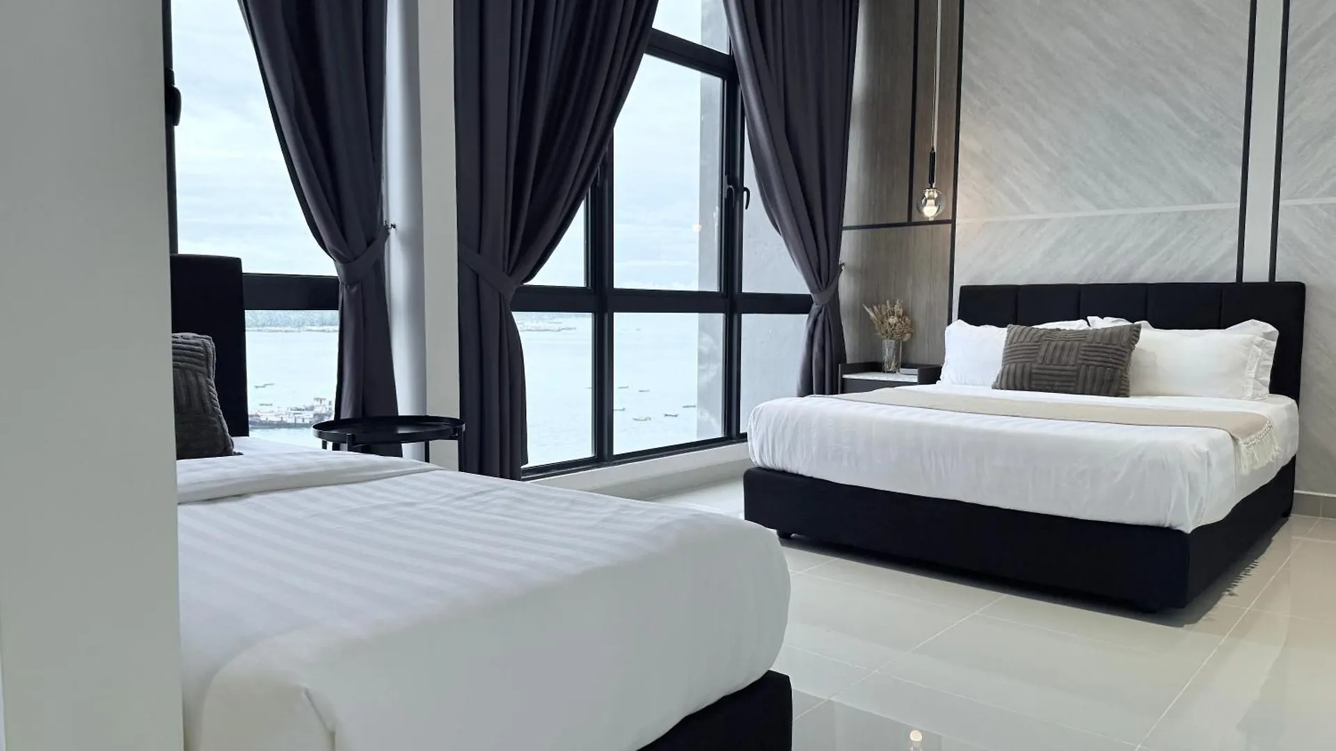 The Shore Cbd Kota Kinabalu By Laxzone Suite 0*,  Malaysia