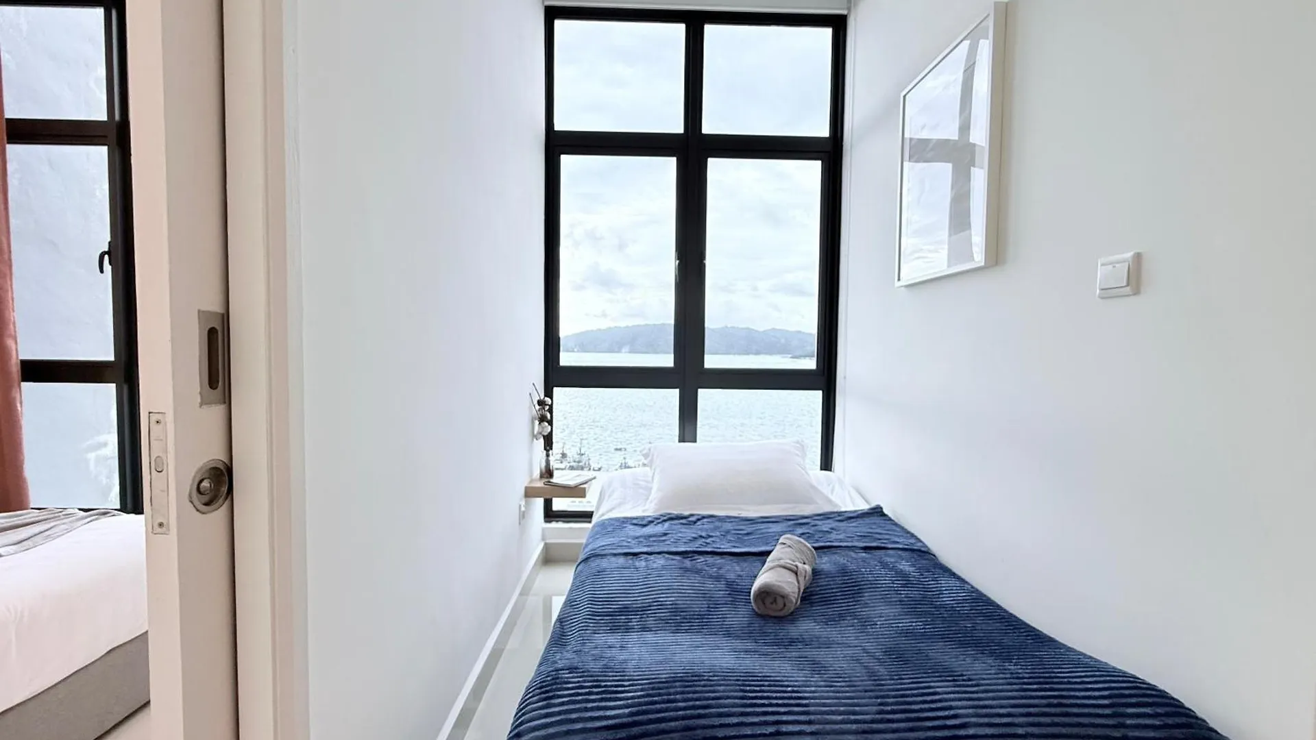 The Shore Cbd Kota Kinabalu By Laxzone Suite